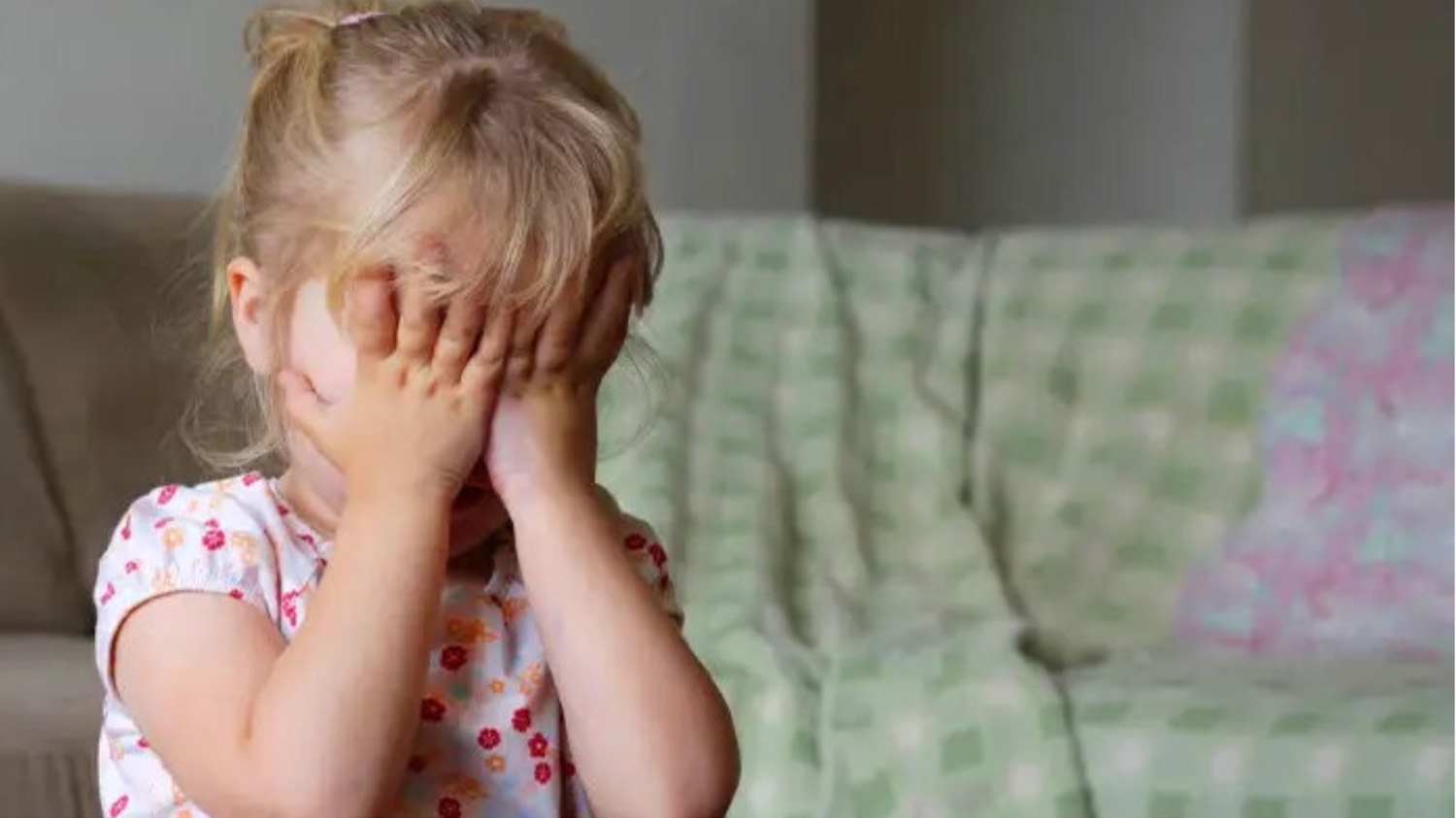 راهکارهای اصولی و مهم برای برخورد صحیح با خود لمسی در کودکان